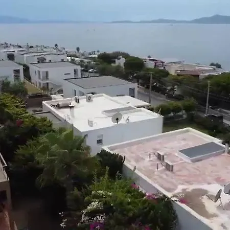2-storey With Pool In * Αλικαρνασσός