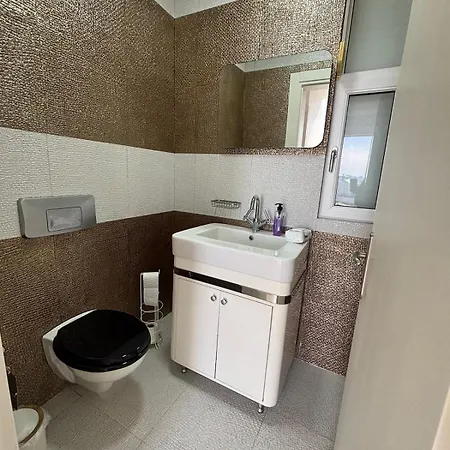 빌라 2-storey With Pool In