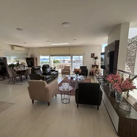 2-storey With Pool In Villa *