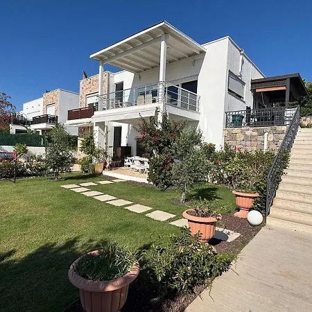 2-storey With Pool In * Bodrum